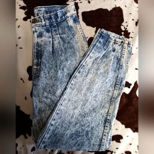 Chic vintage acid wash jeans size 8/12